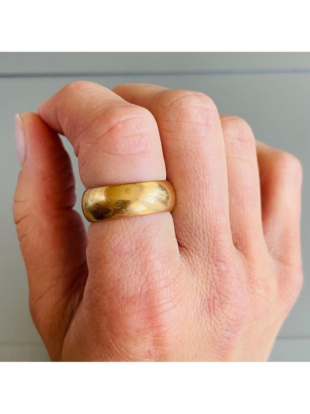 HEAVY SOLID 14K GOLD 8MM WIDE BAND STACKABLE RING - Picture 4 of 9